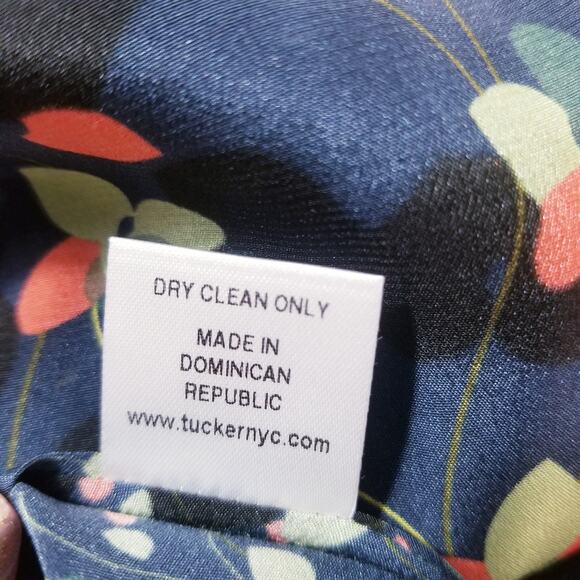 Tucker NYC 100% Silk Floral Print Dress - Picture 13 of 14